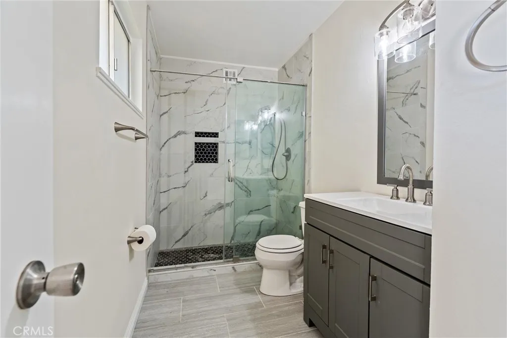 Bakersfield, California 93309, United States, 3 Bedrooms Bedrooms, ,2 BathroomsBathrooms,Residential,Active,227493