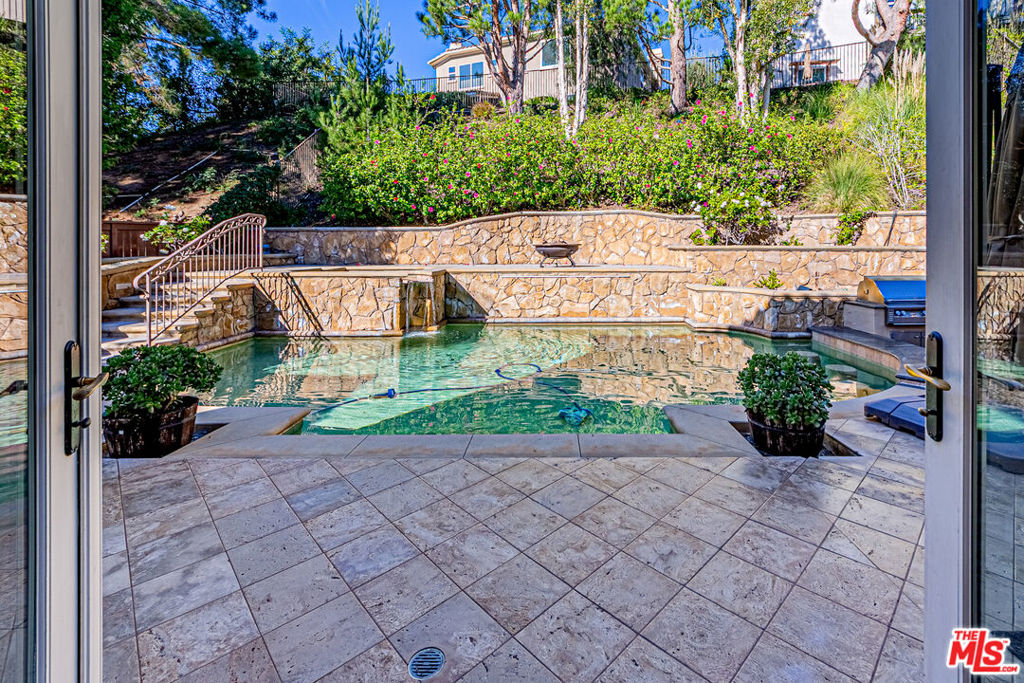 6621 E Prescott Court