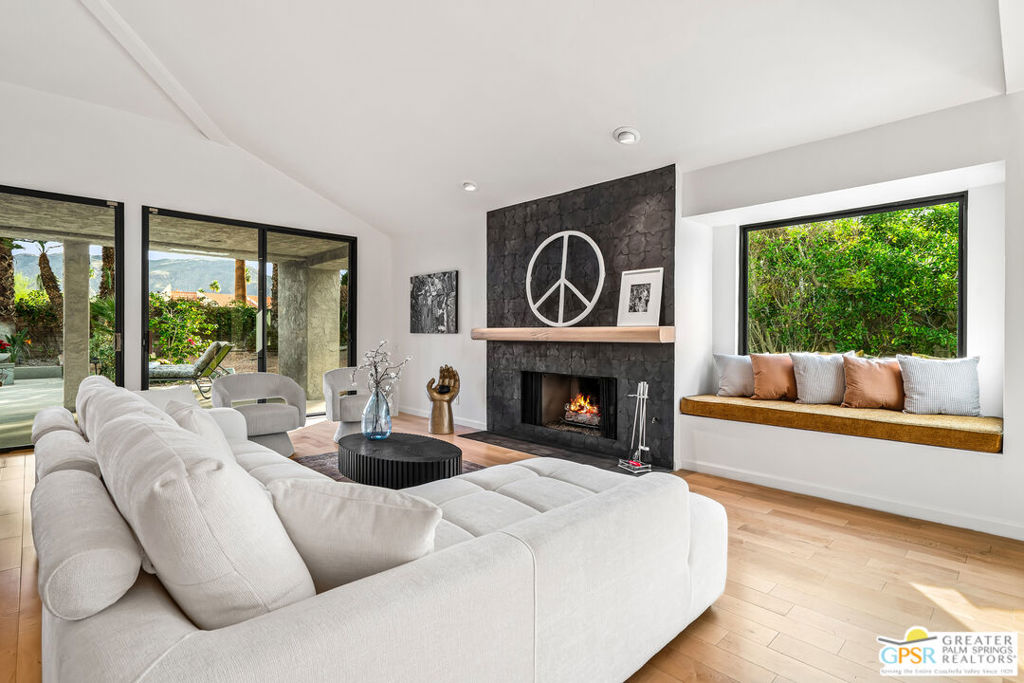 Vista Canyon - Residential