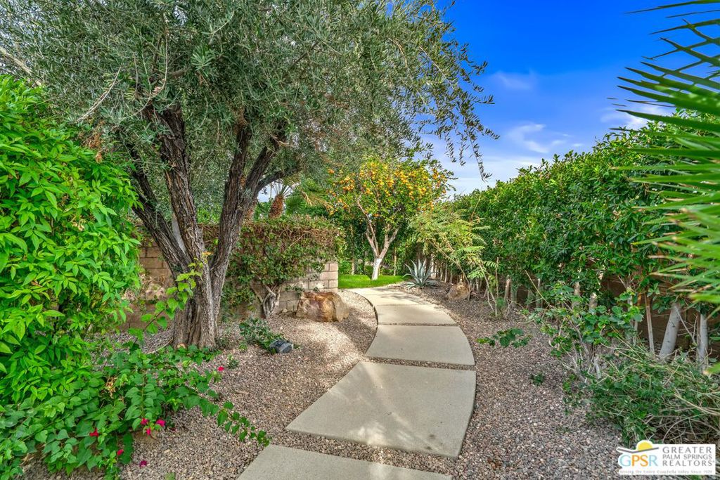 Vista Canyon - Residential