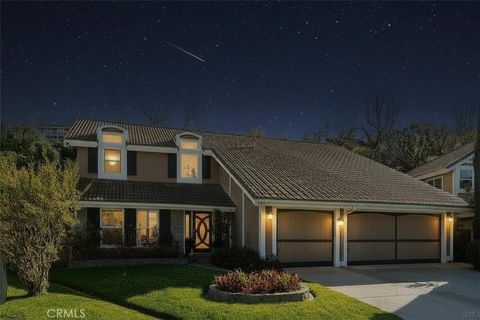 Photo of 595 S Avenida Faro, Anaheim Hills, CA 92807 (MLS # PW26052872)