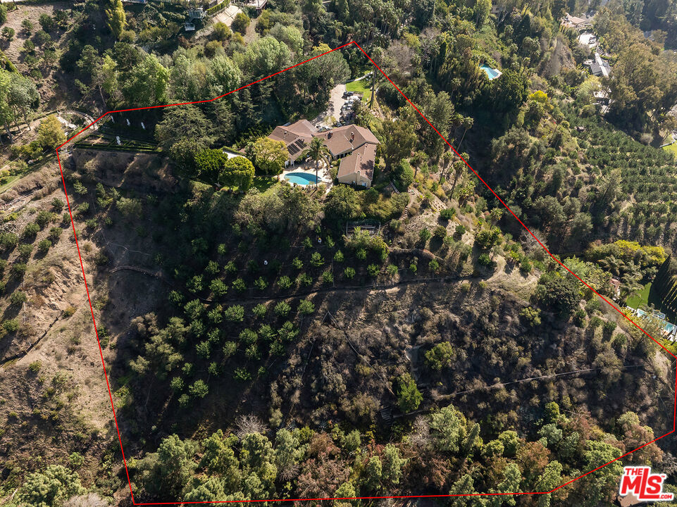 1037 Bel Air Court