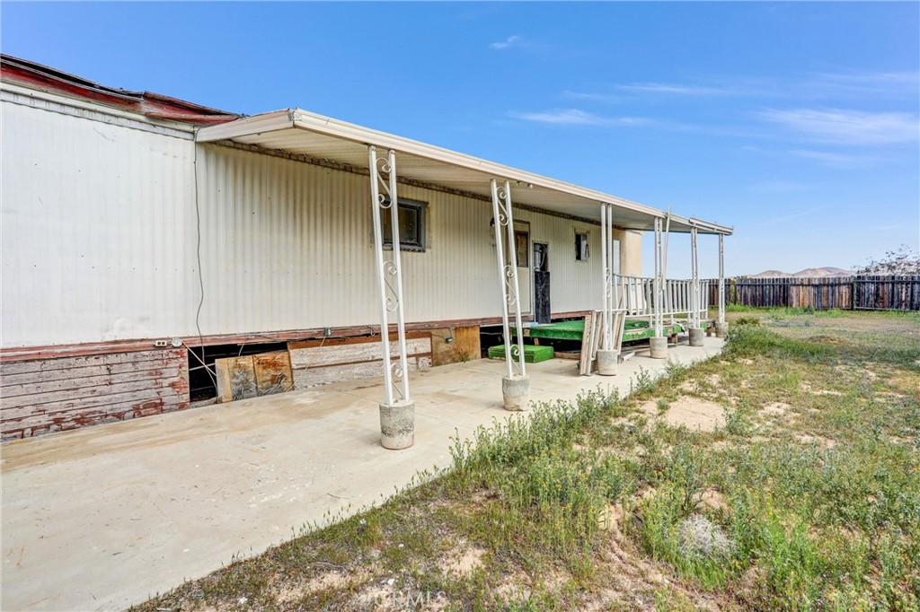 20695 Dale Evans Pkwy