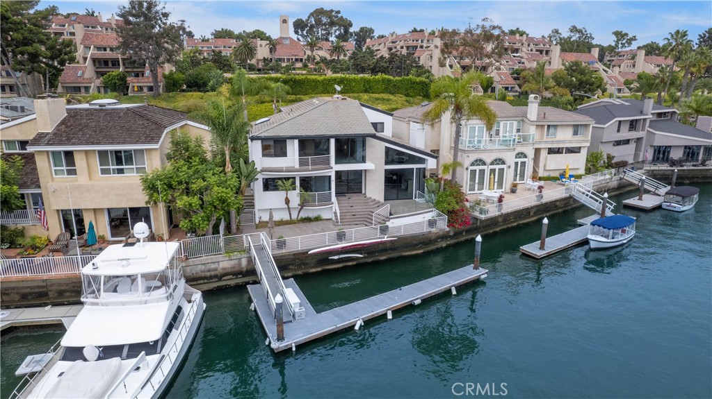 715 Bayside Drive