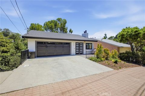 Photo of 9620 Alene DR, Tujunga, CA 91042 (MLS # GD26135753)