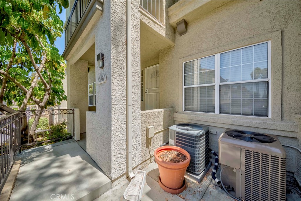 15034 Ocaso Avenue
