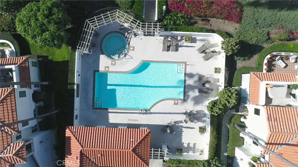 Dana Point, California 92629, United States, 2 Bedrooms Bedrooms, ,2 BathroomsBathrooms,Residential,Active,253339