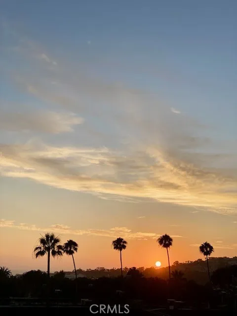 Dana Point, California 92629, United States, 2 Bedrooms Bedrooms, ,2 BathroomsBathrooms,Residential,Active,253339