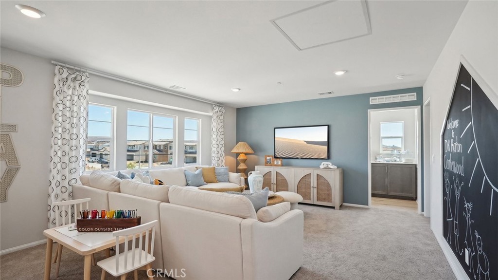 500 Hollyhock Circle