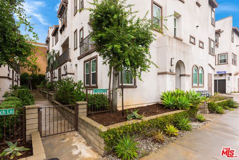 Photo of 5053 E Echo Street, Los Angeles, CA 90042 (MLS # 26633319)