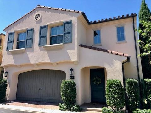 Photo of 21 Oakfield, Irvine, CA 92620 (MLS # OC26037768)