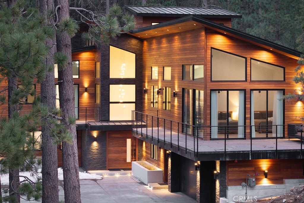 42421 Evergreen Drive
