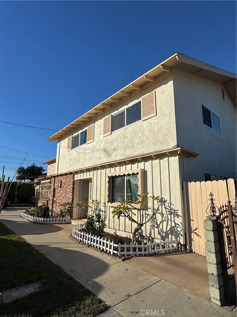 4221 E 60th Street I Huntington Park CA 90255