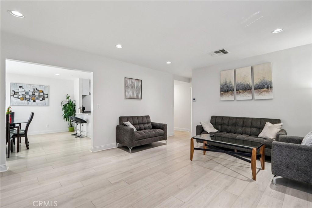 16428 Halsted Street