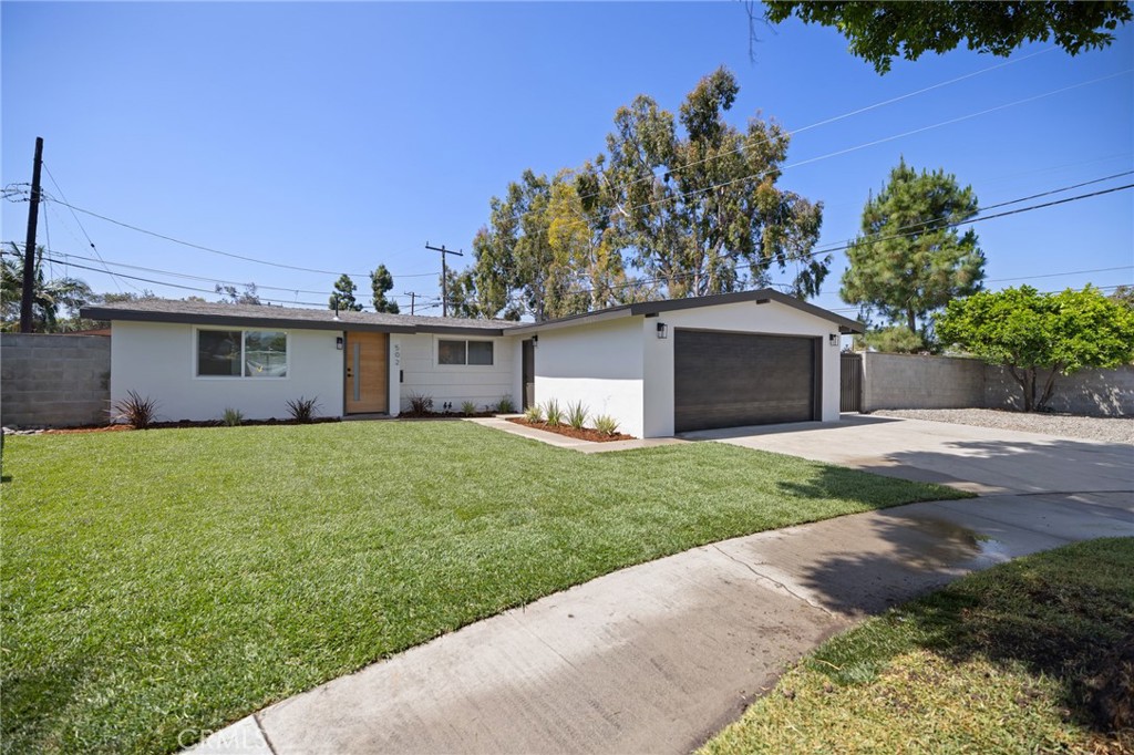 502 E Russell
