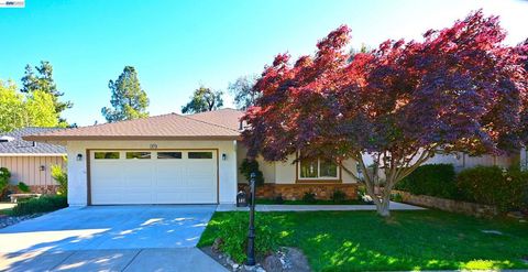 Photo of 597 Saint George Rd Rd, Danville, CA 94526 (MLS # 41128531)