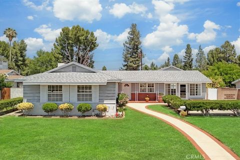 Photo of 7446 Woodlake Avenue, West Hills, CA 91307 (MLS # GD25138278) Photo of 7446 Woodlake Avenue, West Hills, CA 91307 (MLS # GD25138278)
