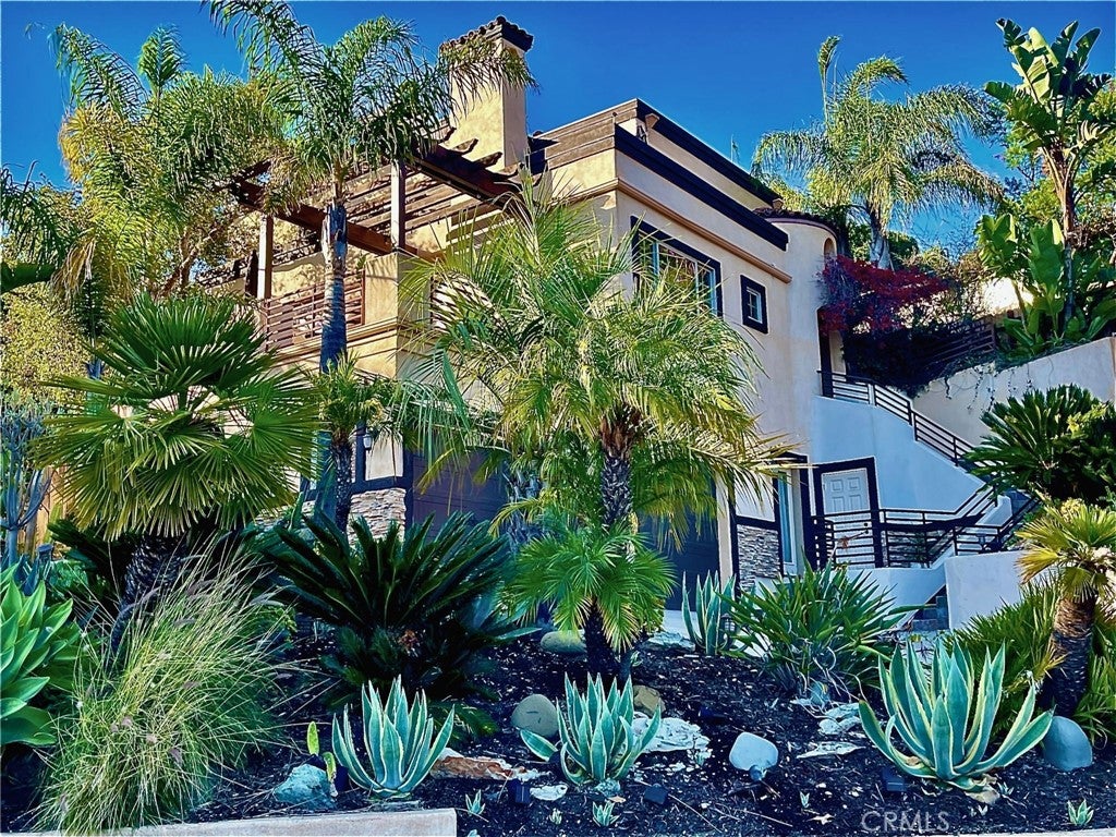 2176 Santa Ynez Ave.