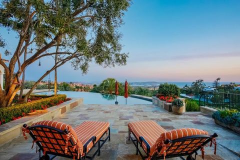 Photo of 5806 Bucknell Ave Ave, La Jolla, CA 92037 (MLS # 260006514SD)