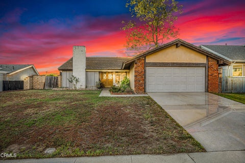 Photo of 2041 Herron Court, Camarillo, CA 93010 (MLS # V1-39172)