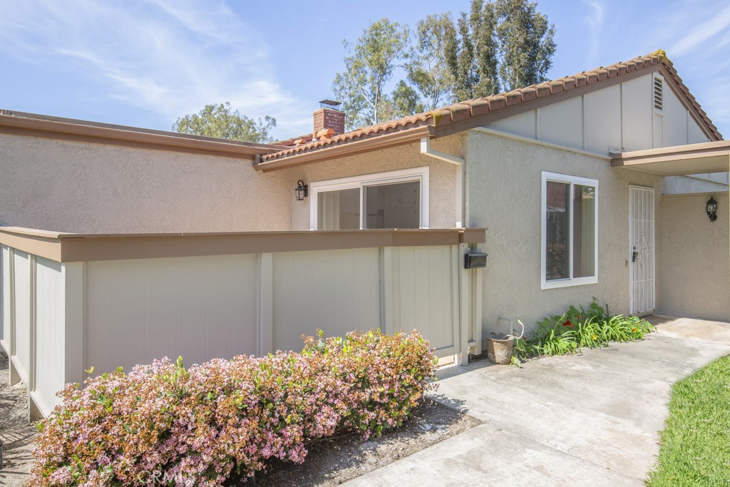 3293 San Amadeo D