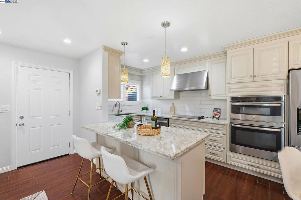 NORMANDY PARK - Residential