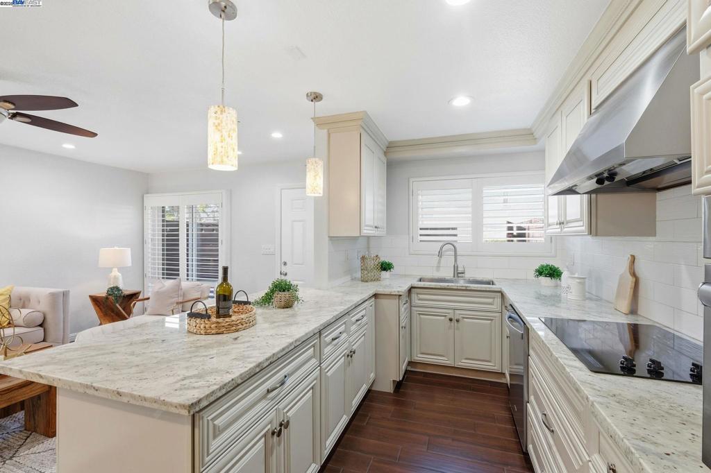 NORMANDY PARK - Residential