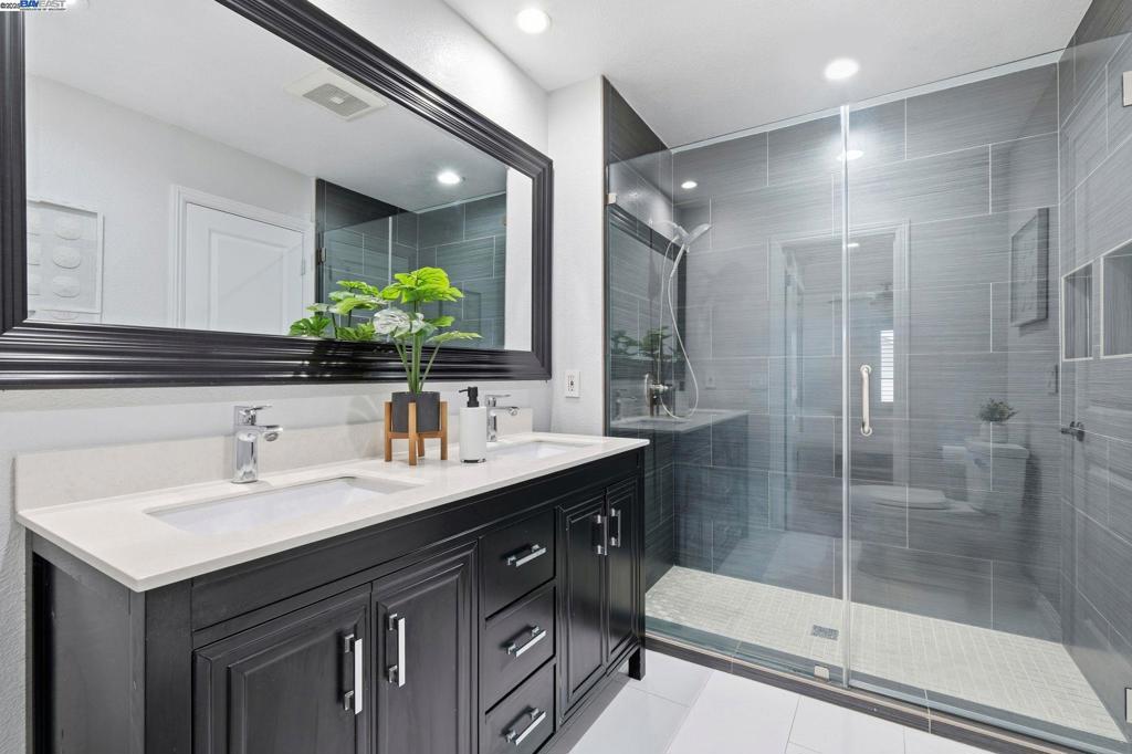 NORMANDY PARK - Residential