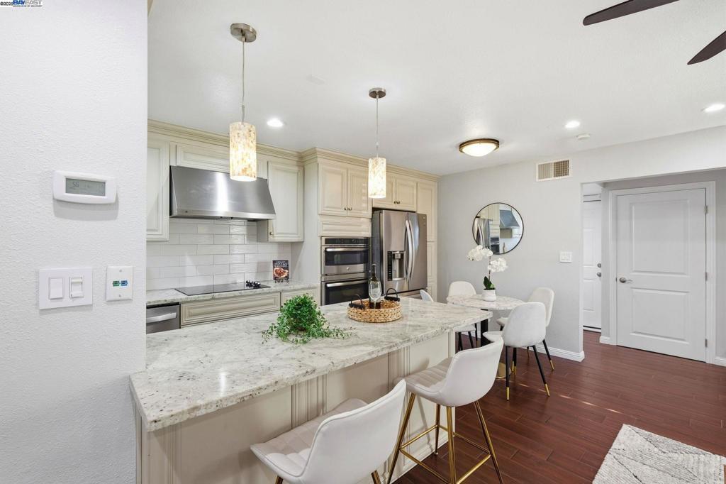 NORMANDY PARK - Residential