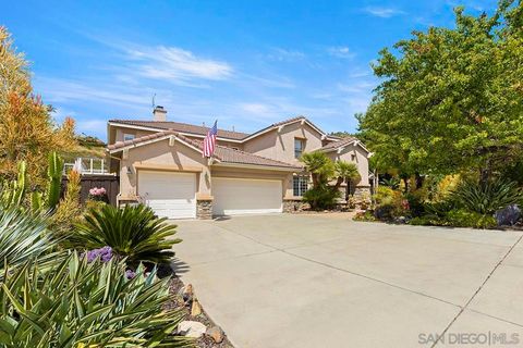 2494 San Clemente Ave Vista CA 92084