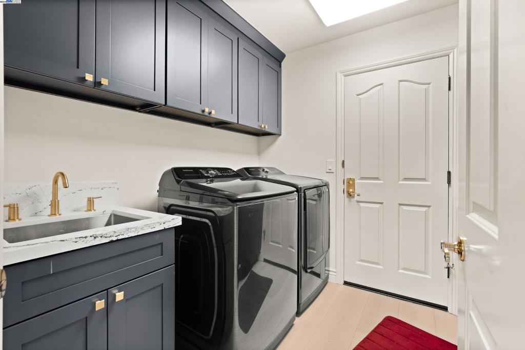 BLACKHAWK COUNTRY CLUB - Residential