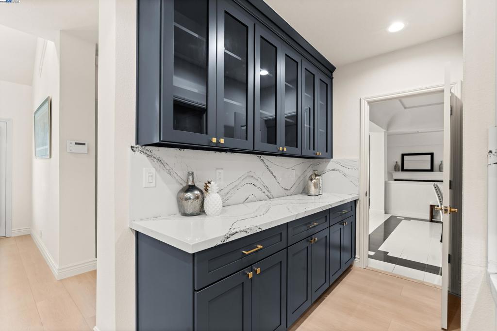 BLACKHAWK COUNTRY CLUB - Residential