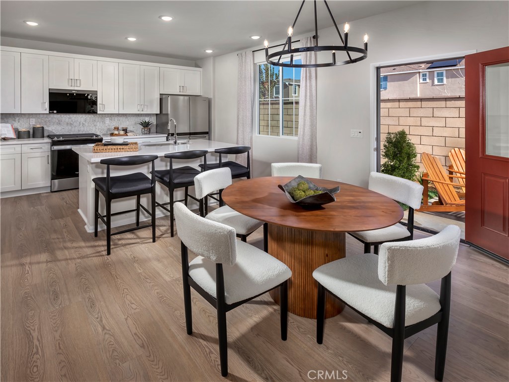 28425 Campos de Flores
