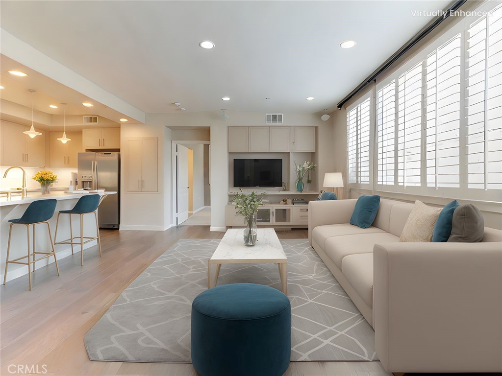 418 Maravilla Lane