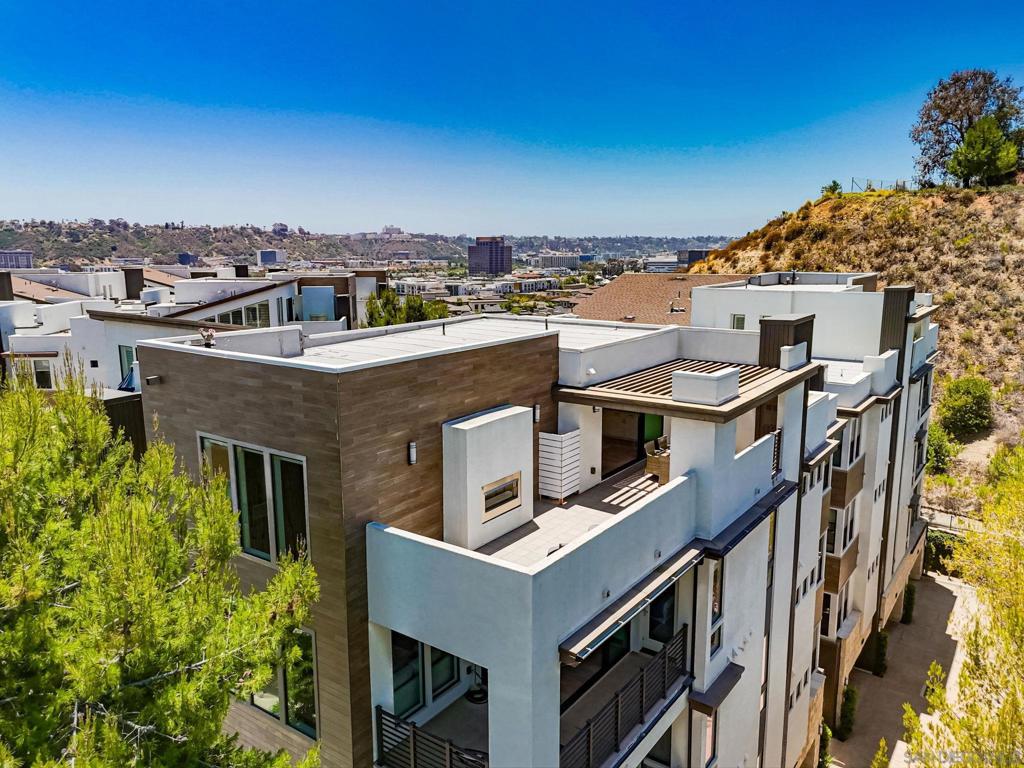 8442 Distinctive Dr. DR, San Diego CA 92108