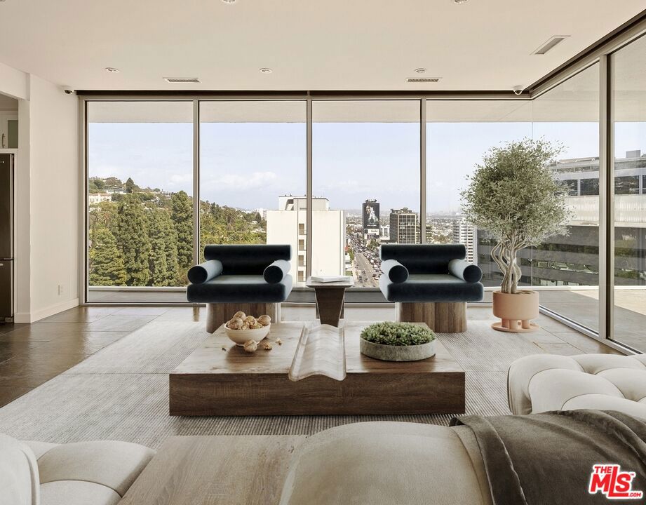 9255 Doheny Road 1006