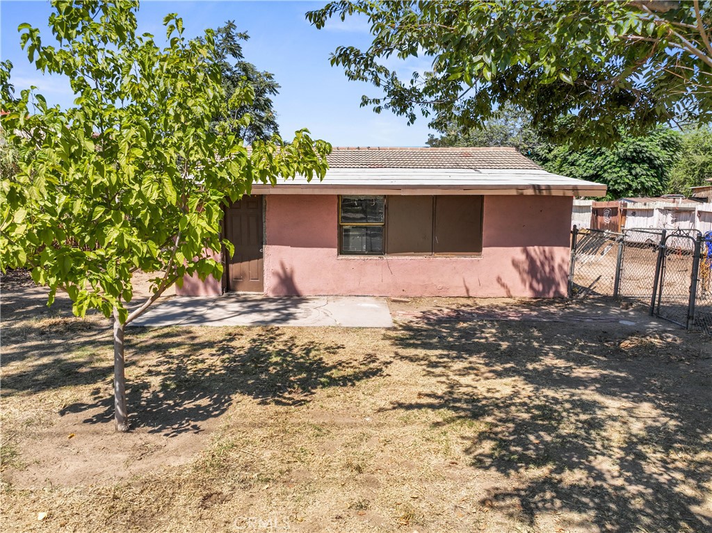 Take a look at this spacious property in the city of San Bernardino (Muscoy). The large spacious lot it is almost 1/2 acre. Property is next to Muscoy Fire Station with block wall at the property line giving privacy. This property is perfect for investors, contractors, developers, small business owners that are looking for space to store their equipment or to run their own business from home. The property consist of a single family dwelling of 716 sq ft, 1 bedroom, 1 bath per tax accessor data. It also has a Huge permitted garage of 29x41 sq ft. That potentially could be converted into a main House and making the small existing home into a guest house since it will be the smallest. Please check with the SB county for Land Use and Zoning. This property has a great potential and will not last. Please reach out to your Real Estate Agent for a private showing.