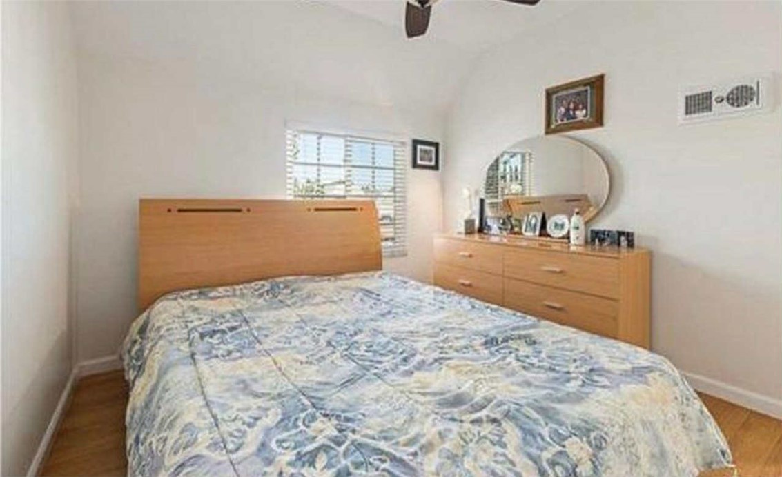 El Camino Glen (CH) - Residential Lease