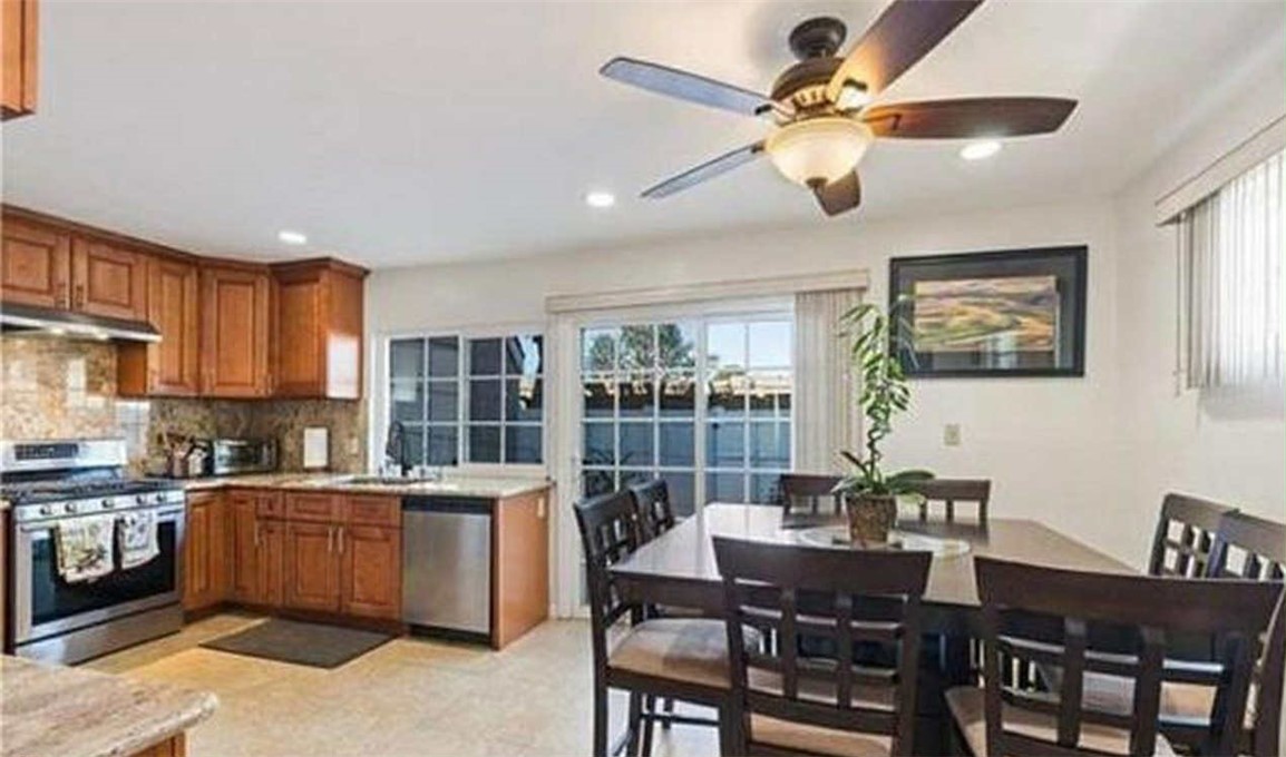 El Camino Glen (CH) - Residential Lease