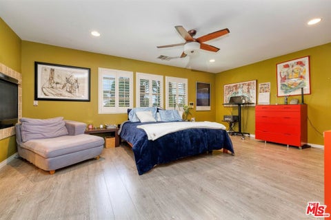 Tiny photo for 7636 Balasiano Avenue, West Hills, CA 91304 (MLS # 26990671)