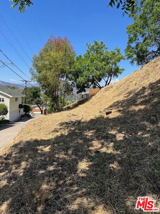 2560 N Hines Drive