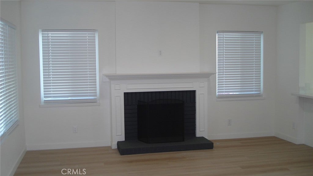 9044 Oak St.