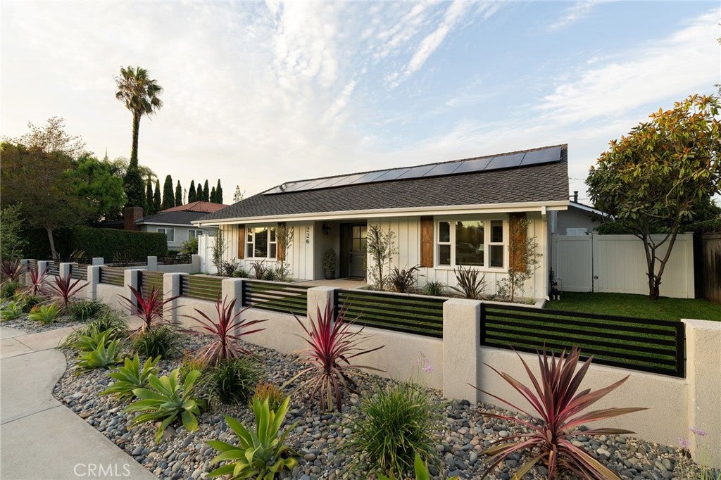 226 Santa Isabel Ave