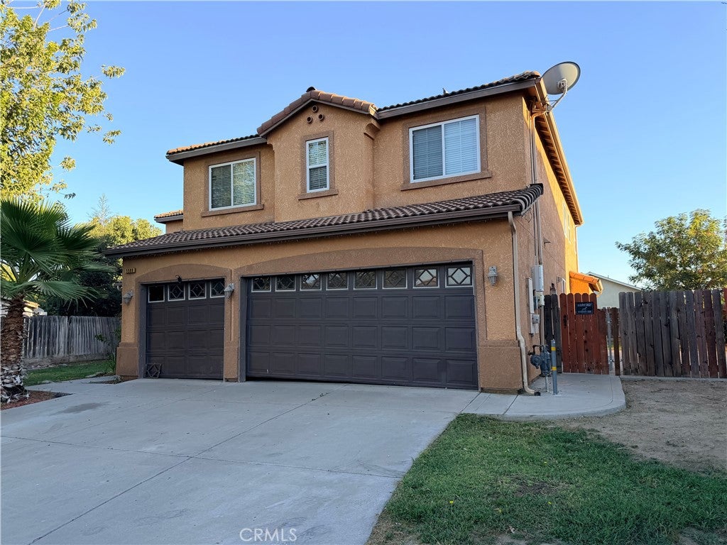 5588 E Pitt
