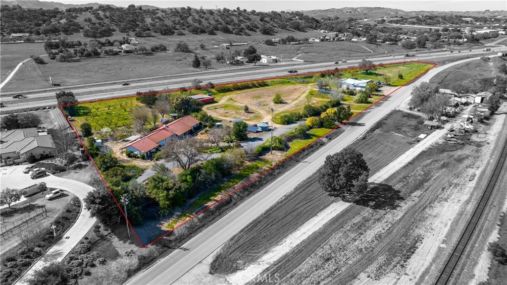 Photo of 5335 Monterey Rd, Paso Robles, CA 93446 (MLS # NS26056007)