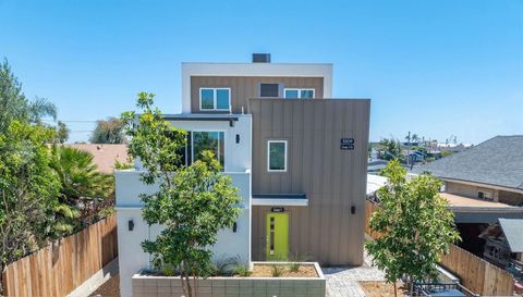 3209 L Street San Diego CA 92102