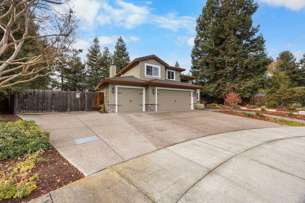 Photo of 5595 Edna Ct Ct, Livermore, CA 94550 (MLS # 41120672)