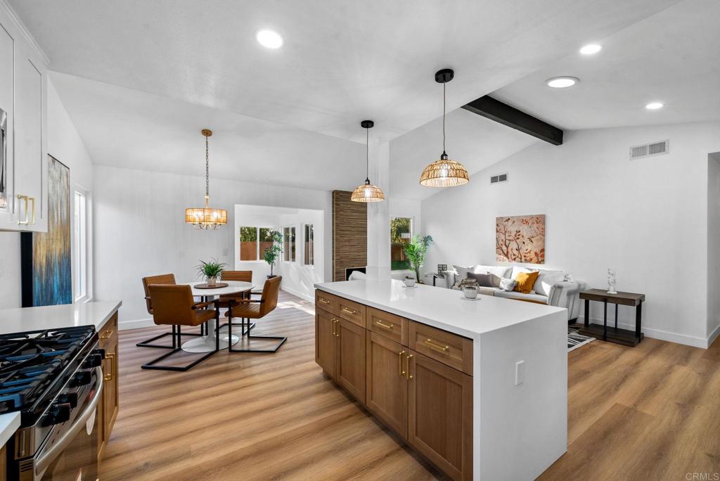 1686 Rodear Road