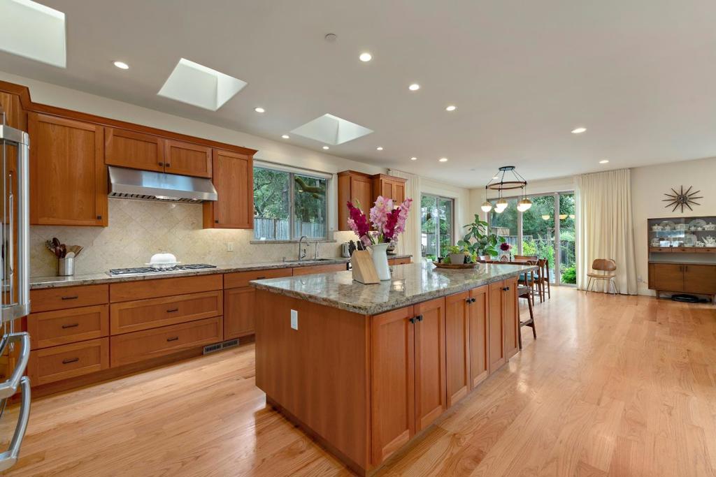 512 Lockewood Lane