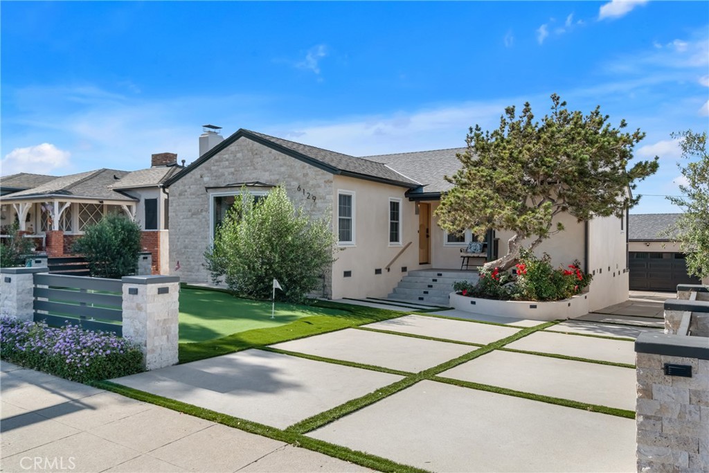 6129 W 83rd Place
